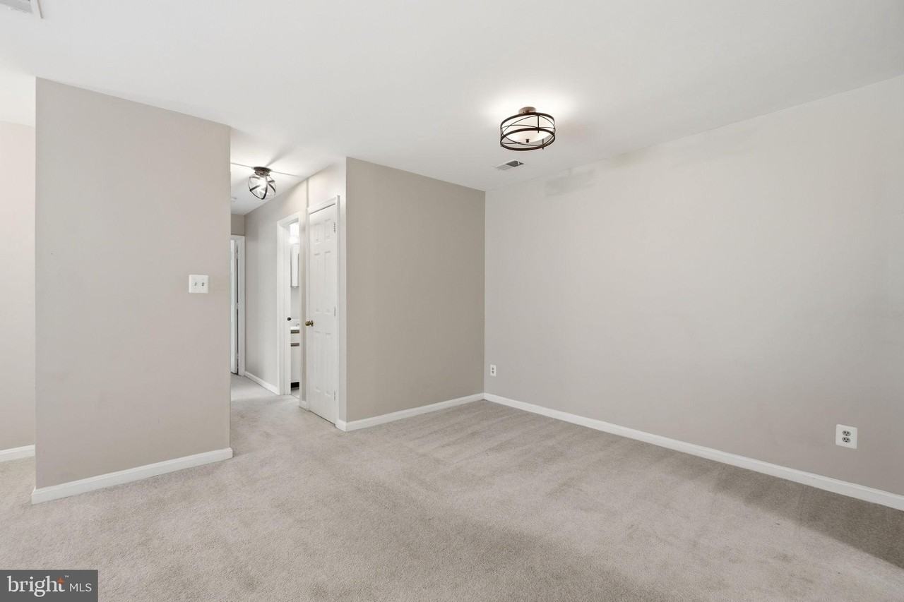 2822 Lee Oaks Pl #101 - Photo 6 of 25