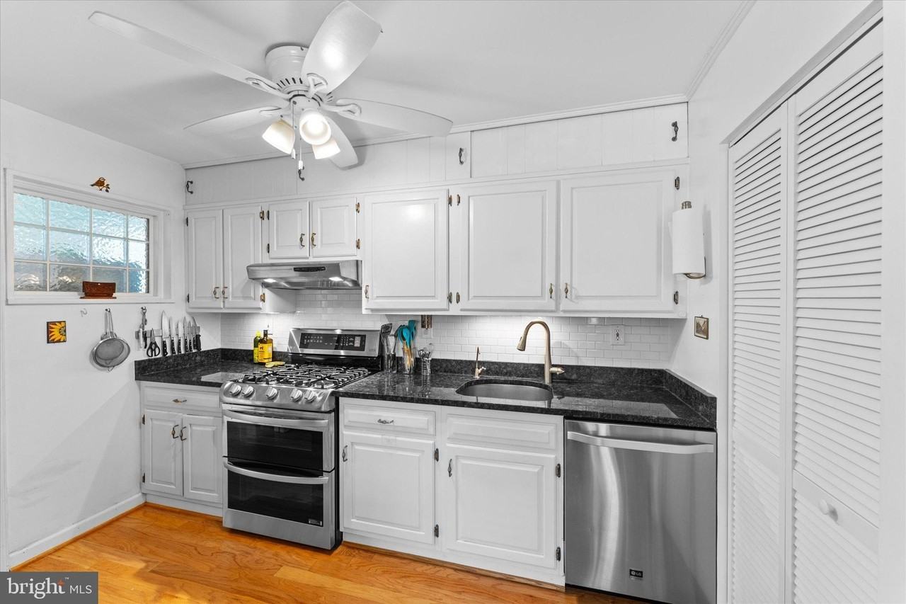 6327 Everglades Dr - Photo 6 of 27