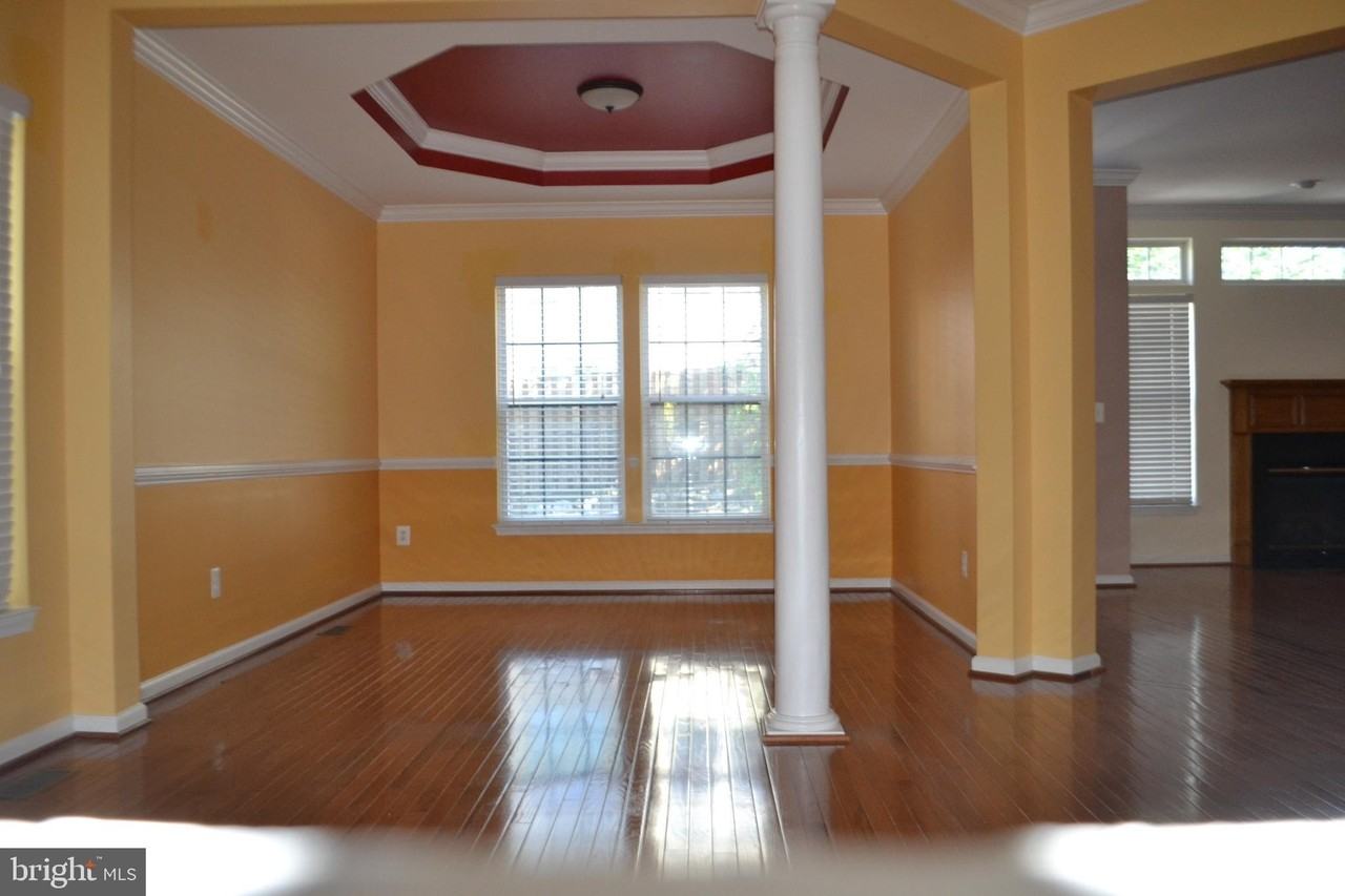8560 Barrow Furnace Ln - Photo 5 of 32