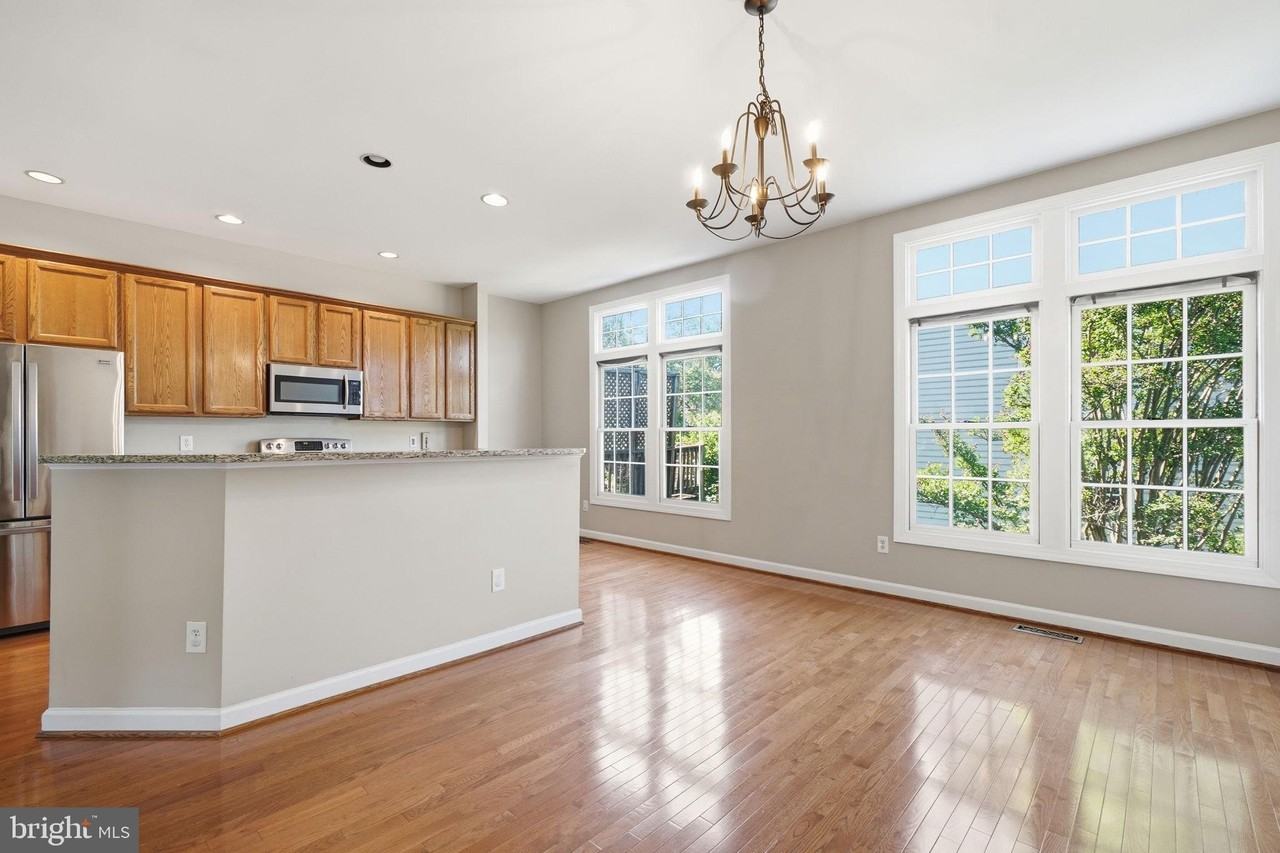 25384 Herring Creek Dr - Photo 6 of 25