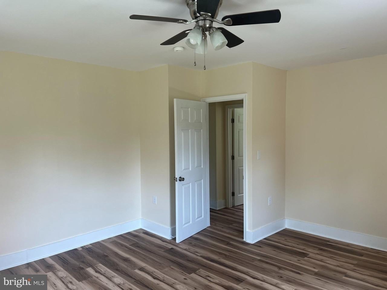 11843 Senedo Rd - Photo 6 of 11
