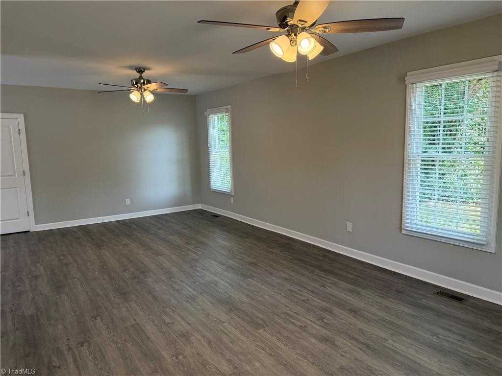 4995 Reidsville Rd - Photo 5 of 18