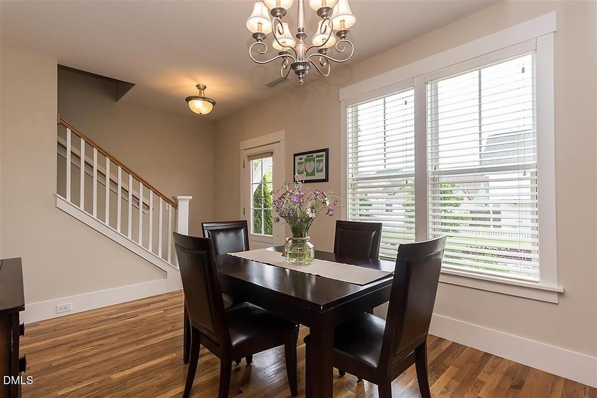 35 Winkler Way - Photo 2 of 21