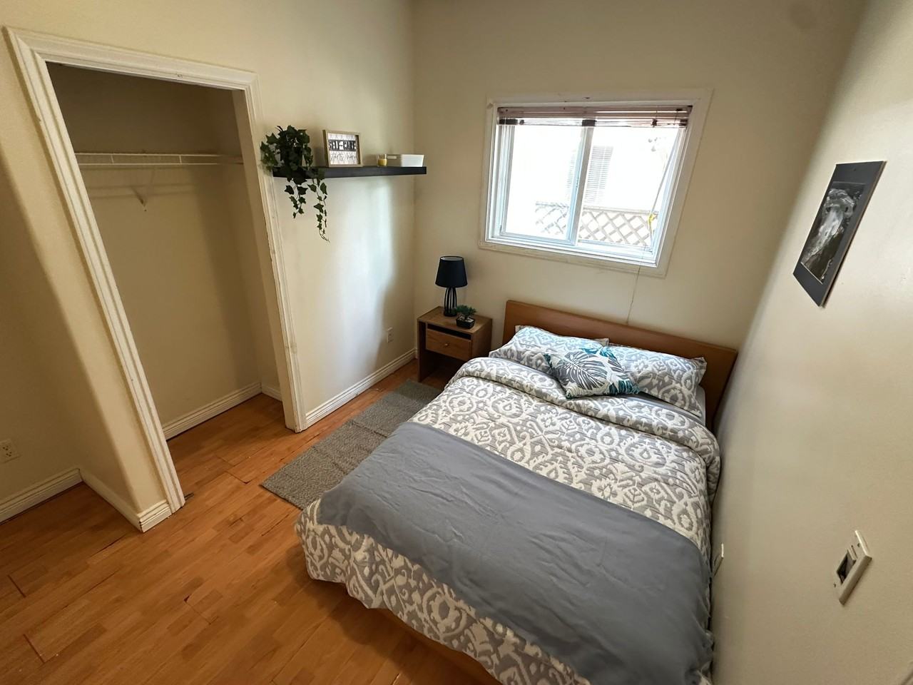 2778 East 1st Avenue - Photo 5 of 7