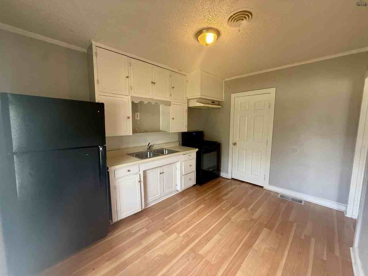 4709 Coronado Ave #4 - Photo 4 of 8