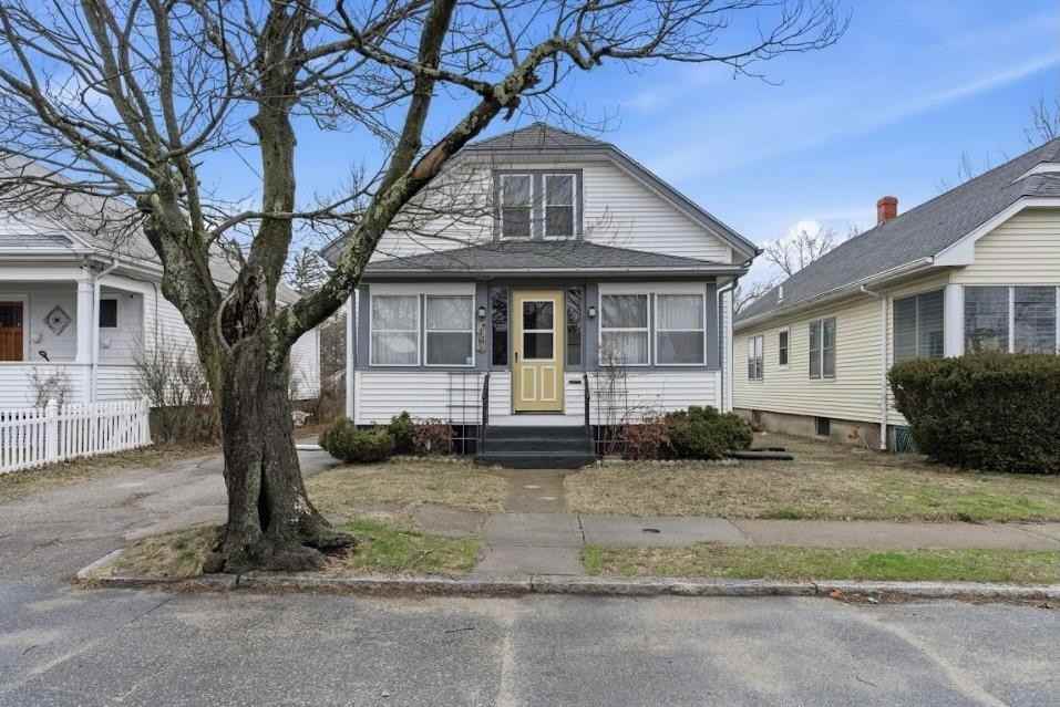 44 Holburn Ave