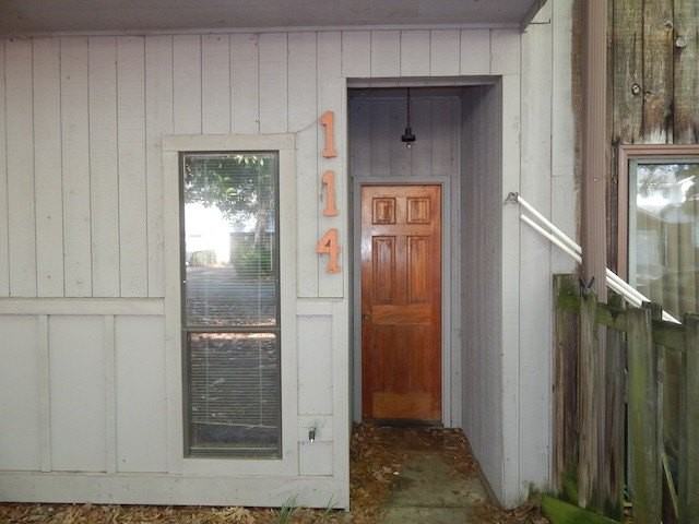 114 Houston St - Photo 2 of 2