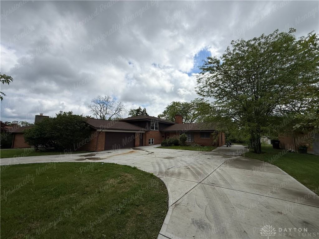 3776 Dorset Dr - Photo 2 of 50