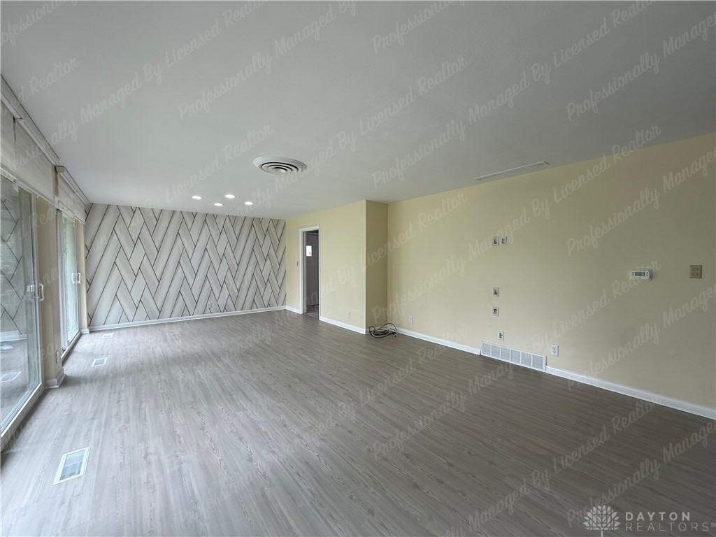 3776 Dorset Dr - Photo 7 of 50