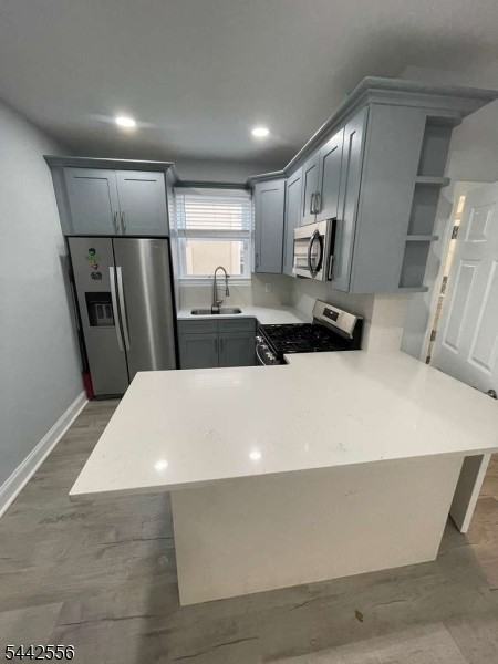 1443 Lexington Pl Apt 2b - Photo 2 of 9