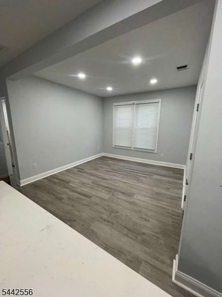 1443 Lexington Pl Apt 2b - Photo 4 of 9