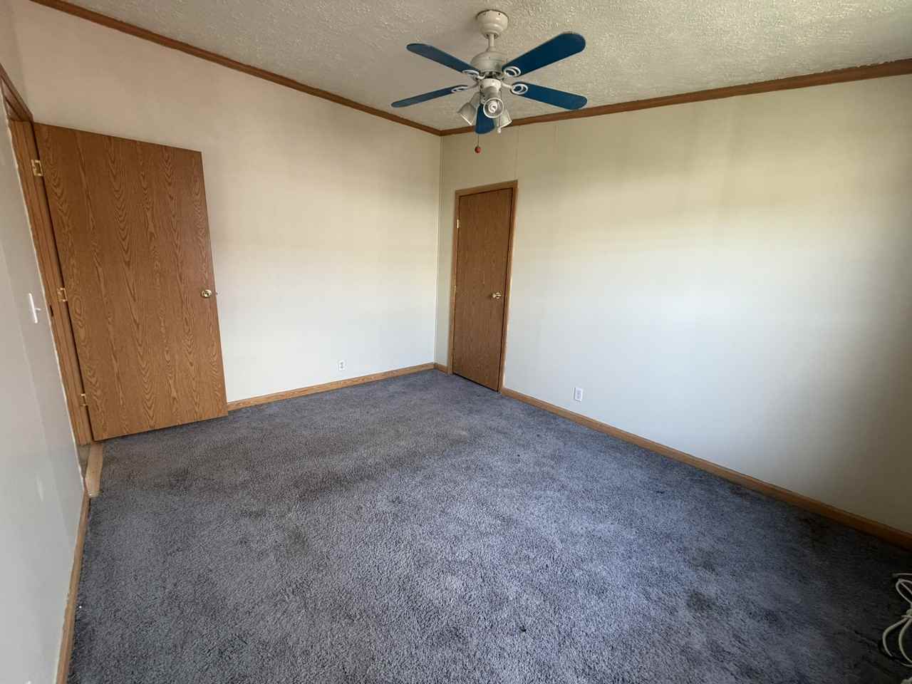 201 Black Pine Blvd #193 - Photo 7 of 12