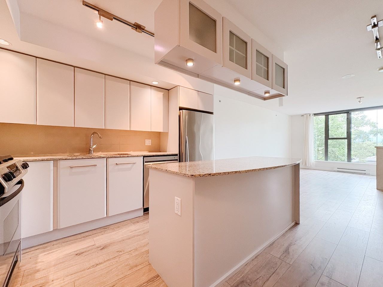 683 West Victoria Park - Photo 5 of 21