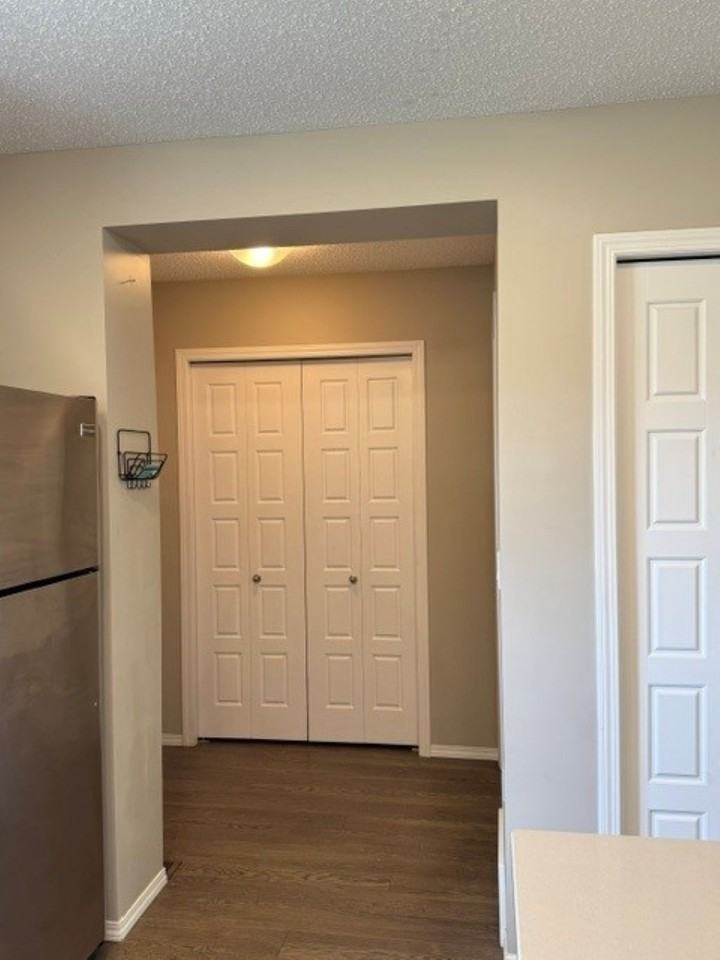 2344 71 Street Southwest - Photo 6 of 26