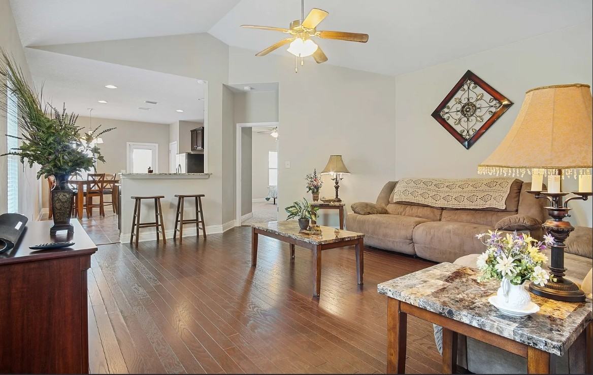 2492 Bentridge Dr W #1 - Photo 3 of 24