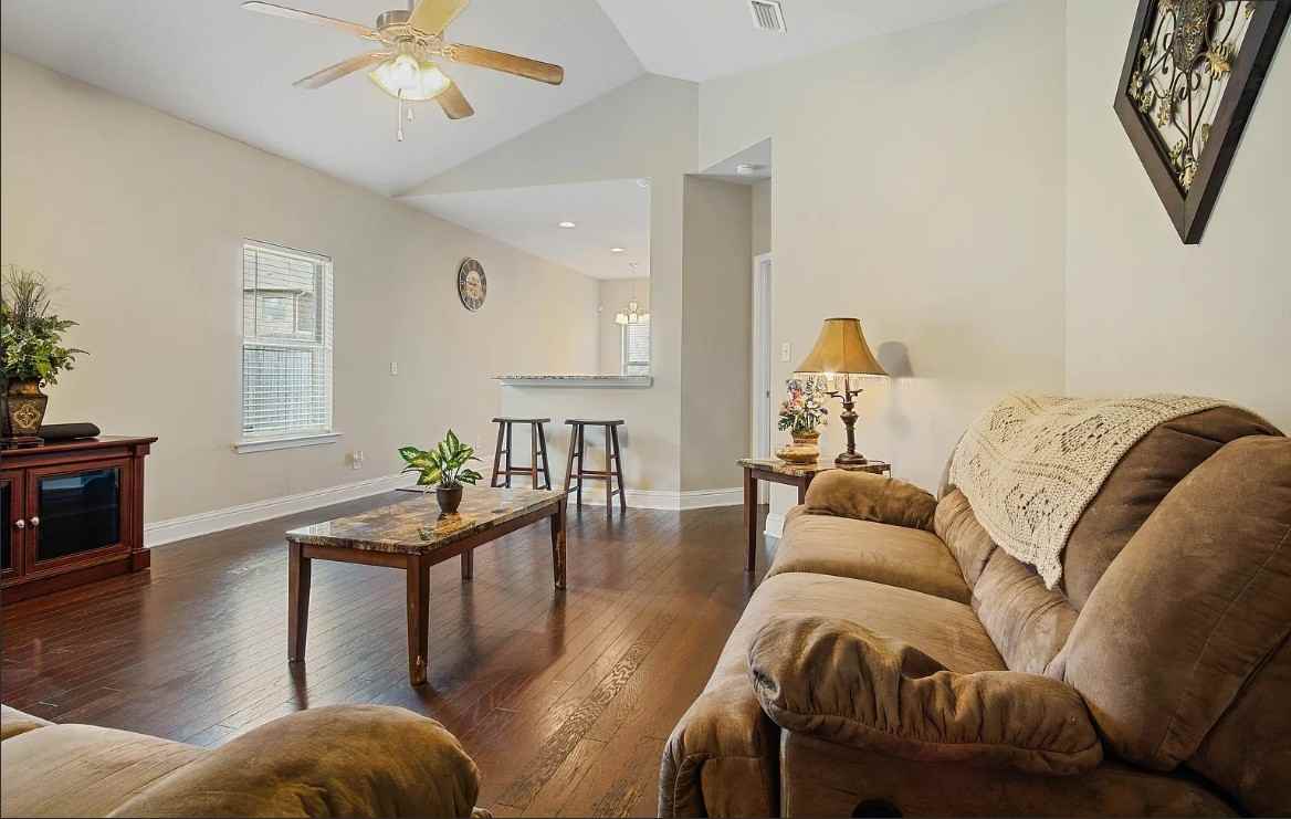 2492 Bentridge Dr W #1 - Photo 4 of 24