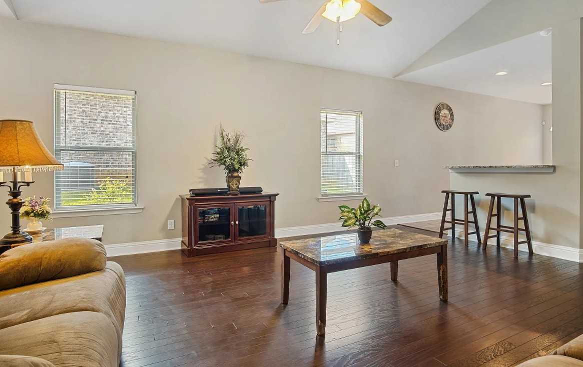 2492 Bentridge Dr W #1 - Photo 5 of 24