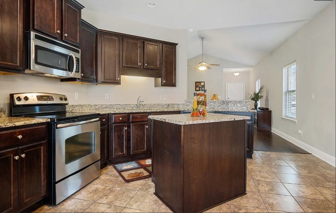 2492 Bentridge Dr W #1 - Photo 7 of 24