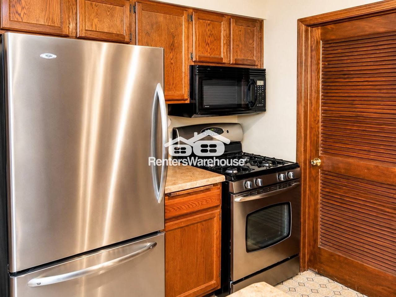 4670 Jackstone Pt - Photo 4 of 8