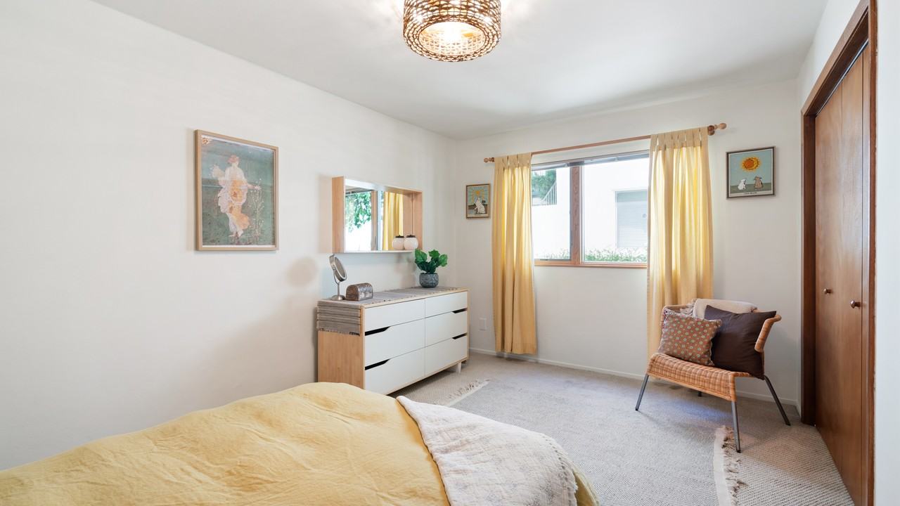 1423 Walnut St #1 - Photo 3 of 15