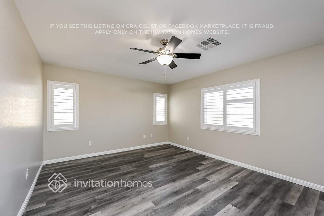 765 Bending Wolf Ave - Photo 7 of 16