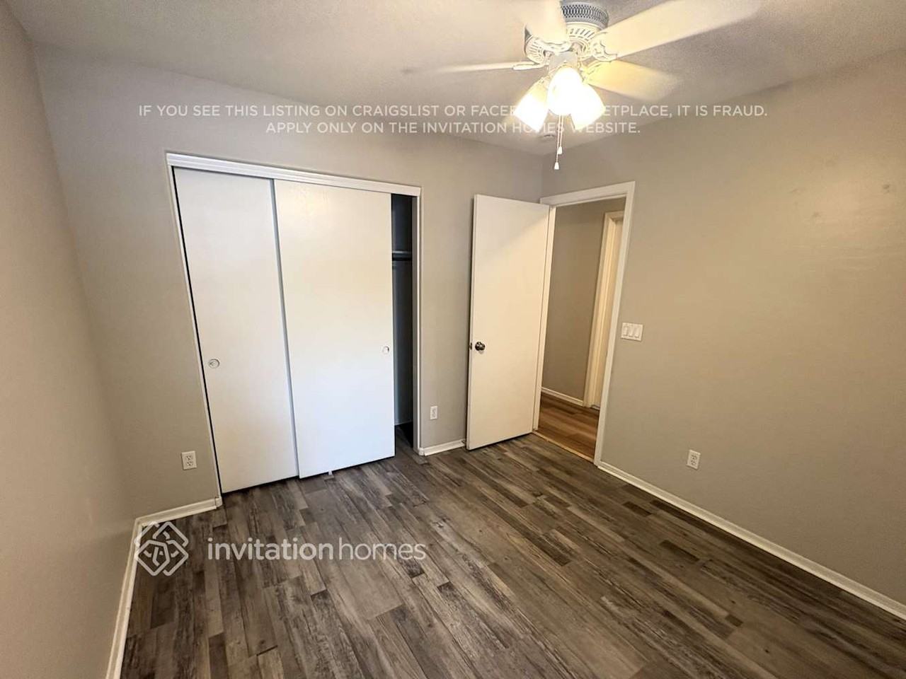 6862 W Townley Ave - Photo 4 of 9