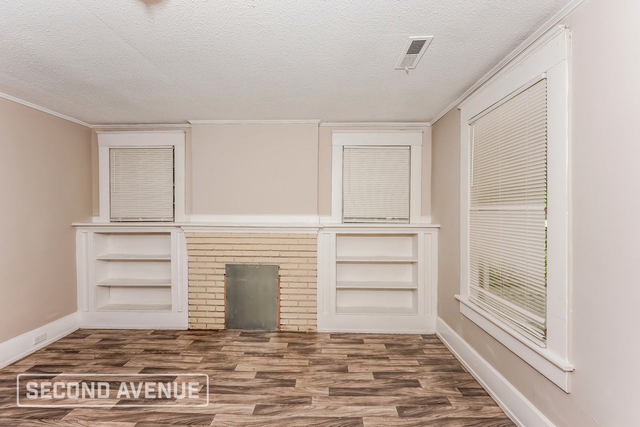 2908 Avenue I - Photo 5 of 18