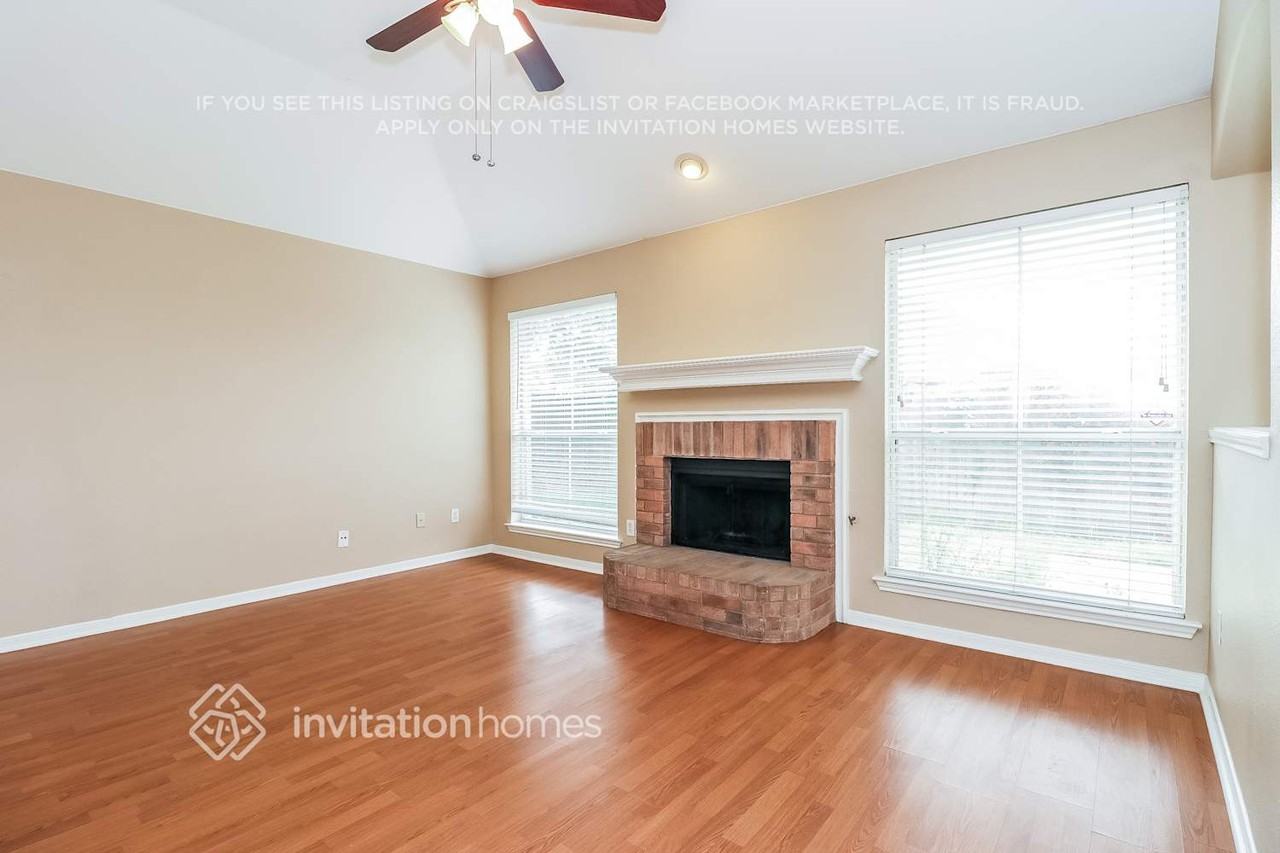 640 Willowwood Trl - Photo 4 of 16