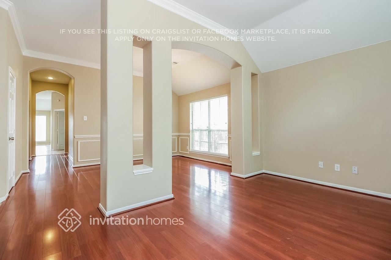 640 Willowwood Trl - Photo 6 of 16