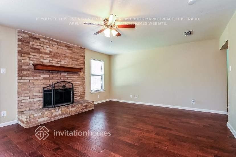 7533 Clover Ln - Photo 5 of 21