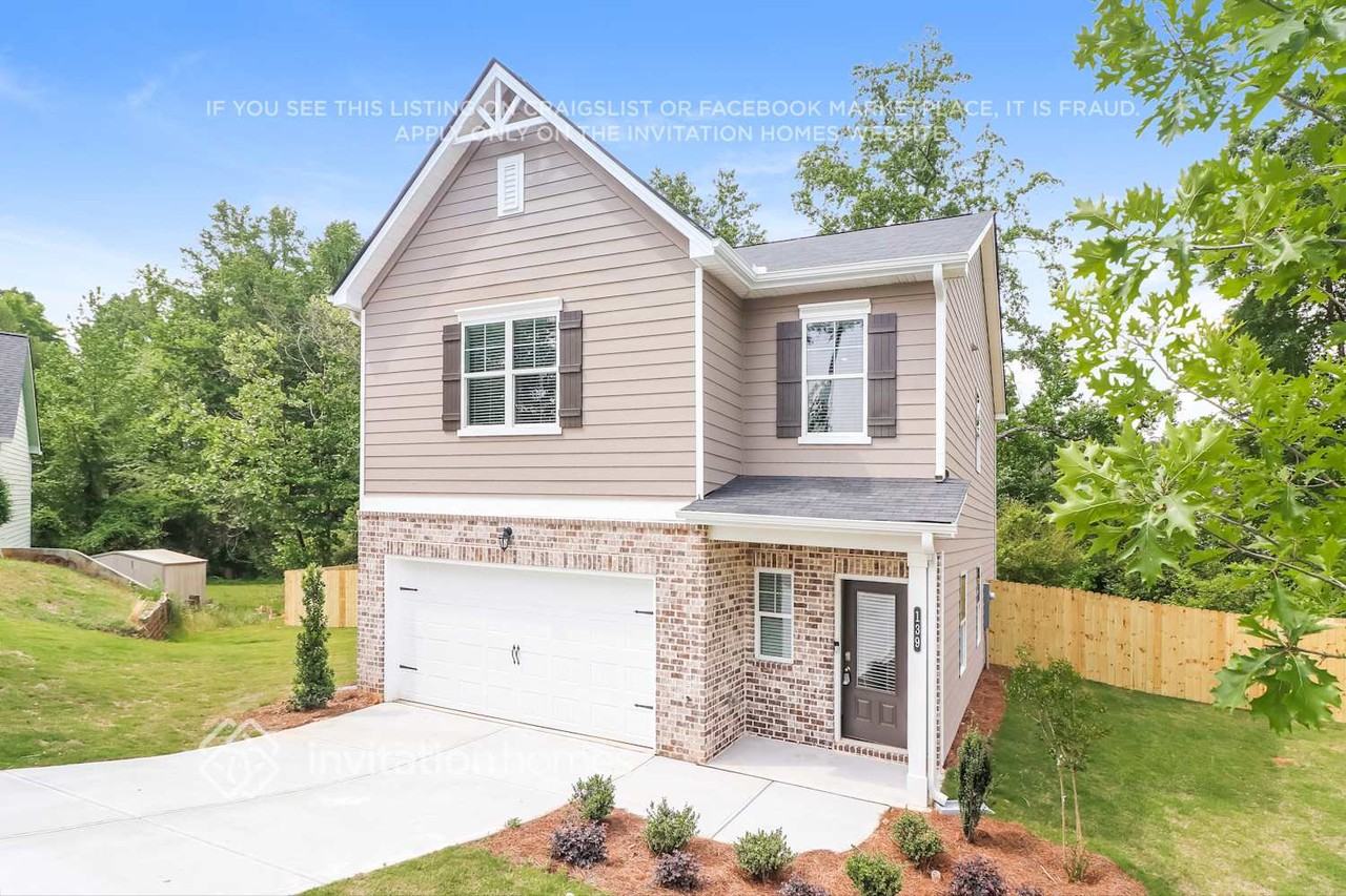 139 W Woodland Mnr - Photo 4 of 18