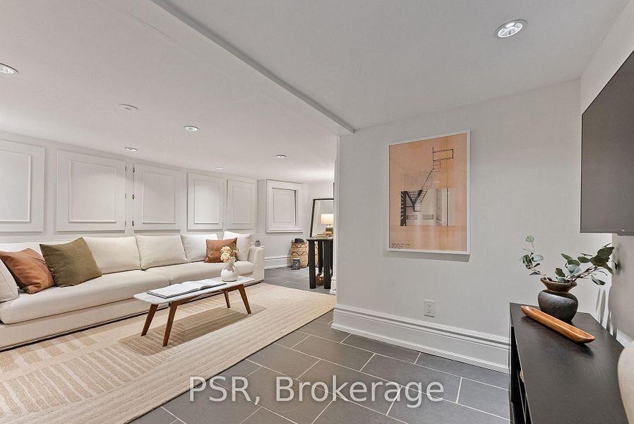 126 Dovercourt Road - Photo 19