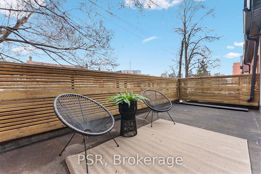 126 Dovercourt Road - Photo 21