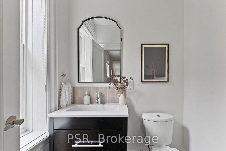 126 Dovercourt Road - Photo 26