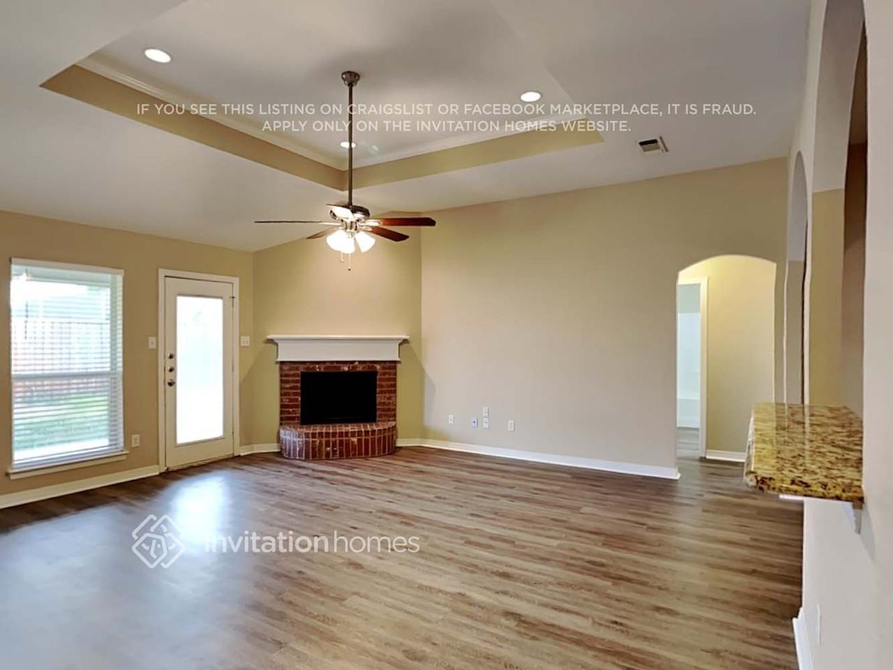 110 Clyde Dr - Photo 3 of 13