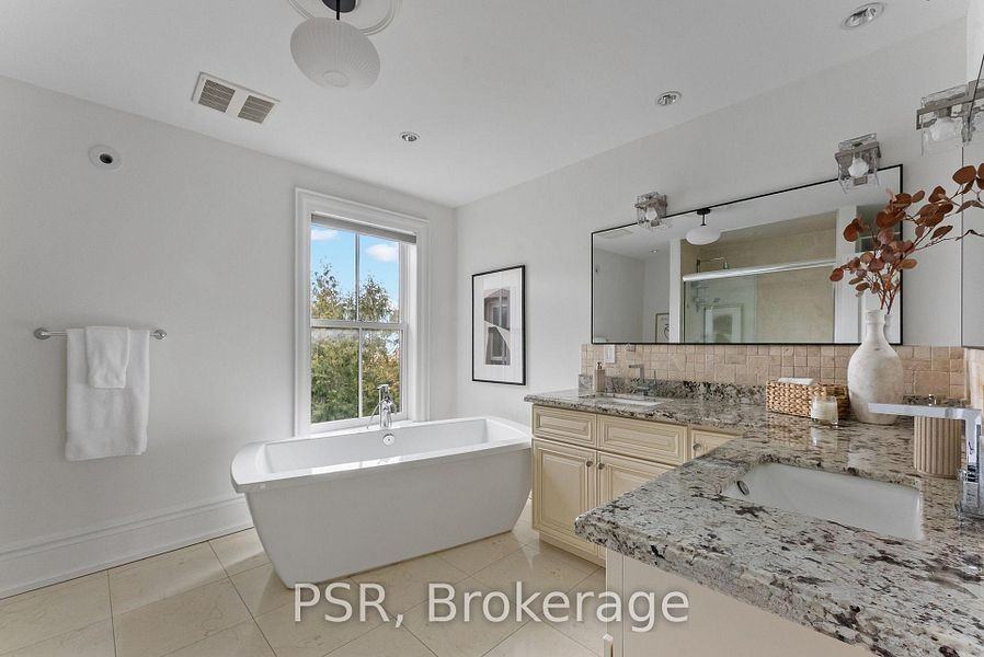 126 Dovercourt Road - Photo 25