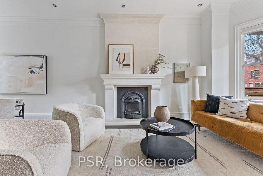 126 Dovercourt Road - Photo 3 of 34