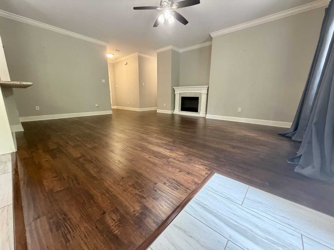4512 Western Woods Dr #1 - Photo 4 of 17