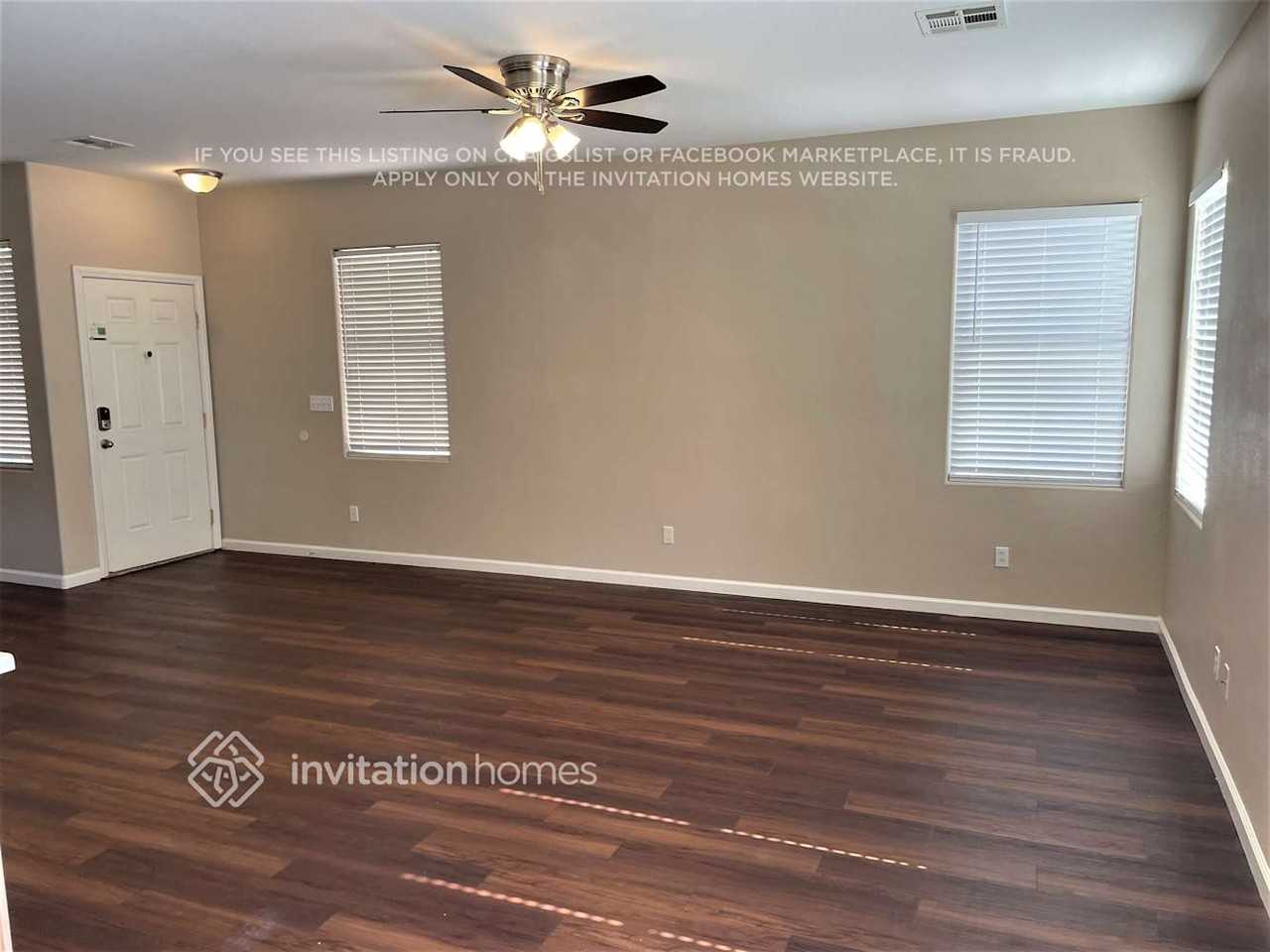 7821 Montour Falls St - Photo 2 of 17