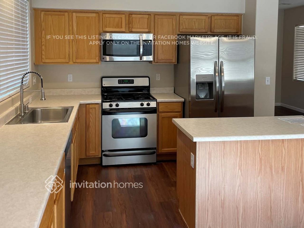 7821 Montour Falls St - Photo 5 of 17