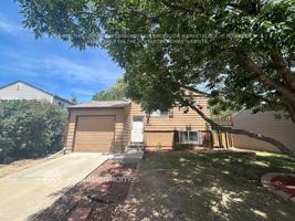 featured image of 9300 W 100th Cir