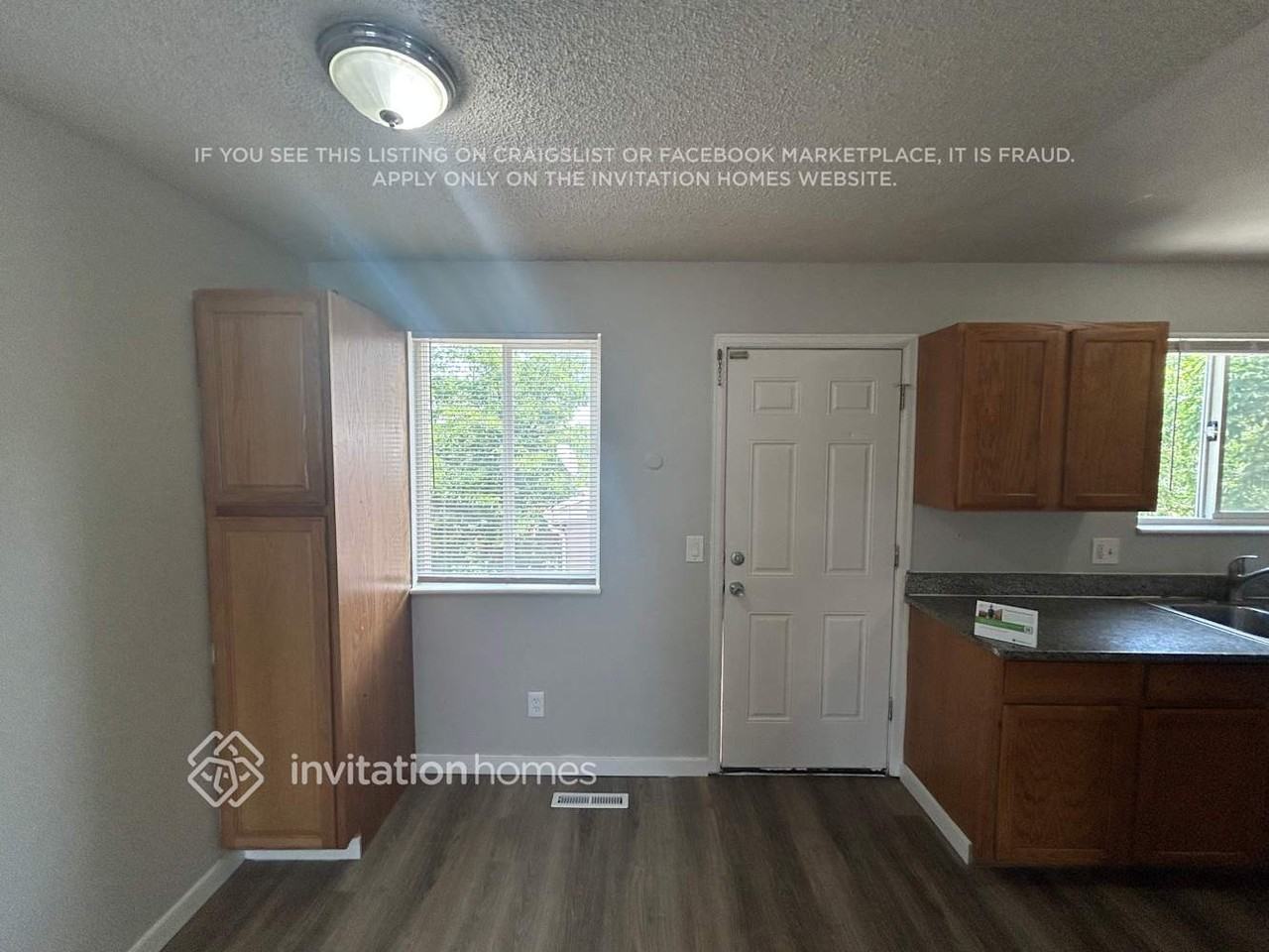 9300 W 100th Cir - Photo 3 of 17
