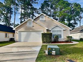 176 Edgewater Cir - Photo 1 of 1
