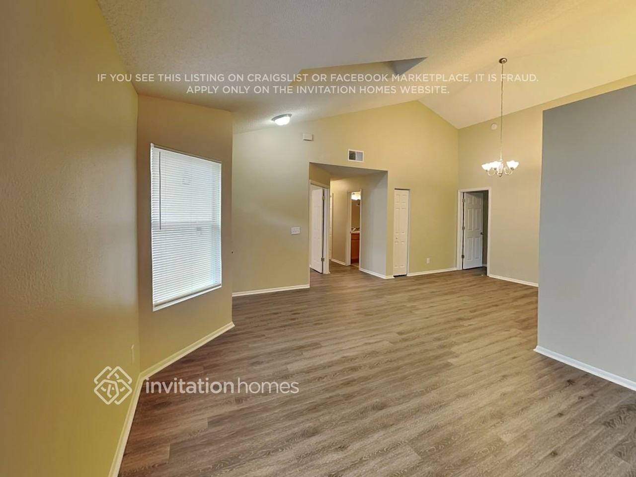 176 Edgewater Cir - Photo 5 of 20