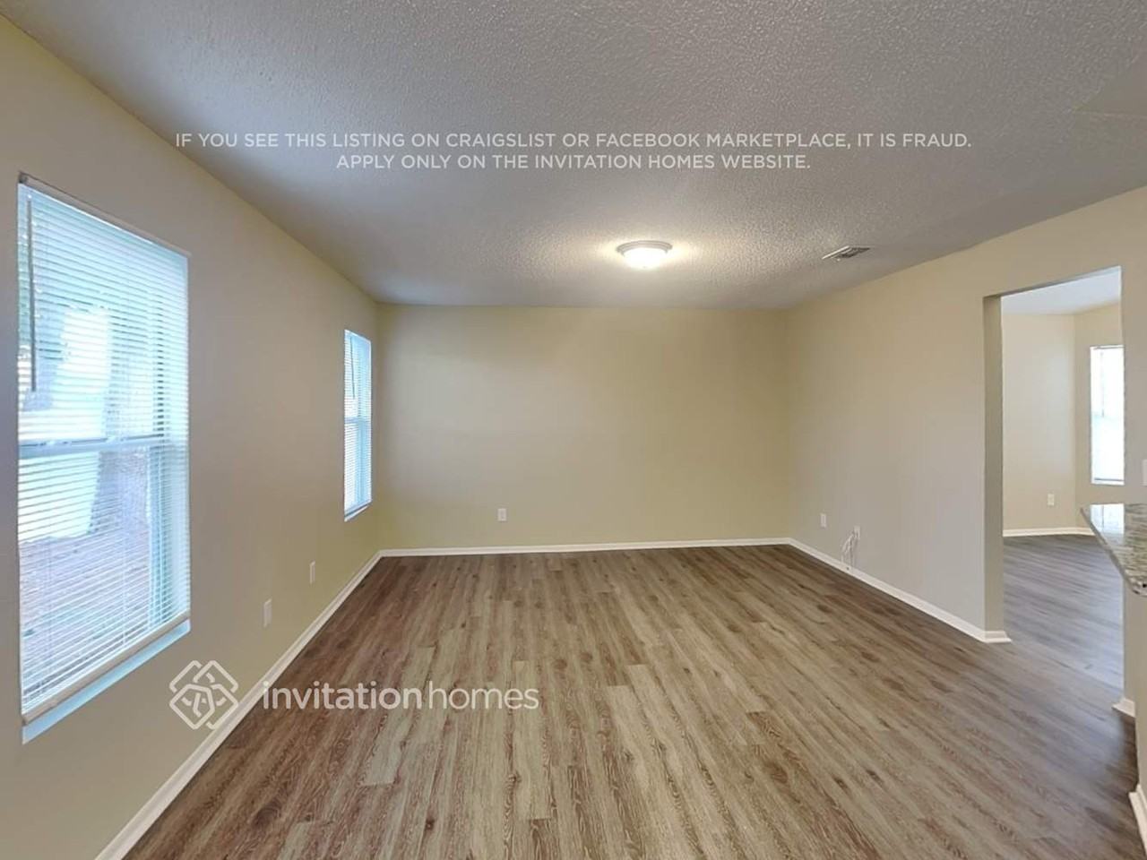 176 Edgewater Cir - Photo 7 of 20