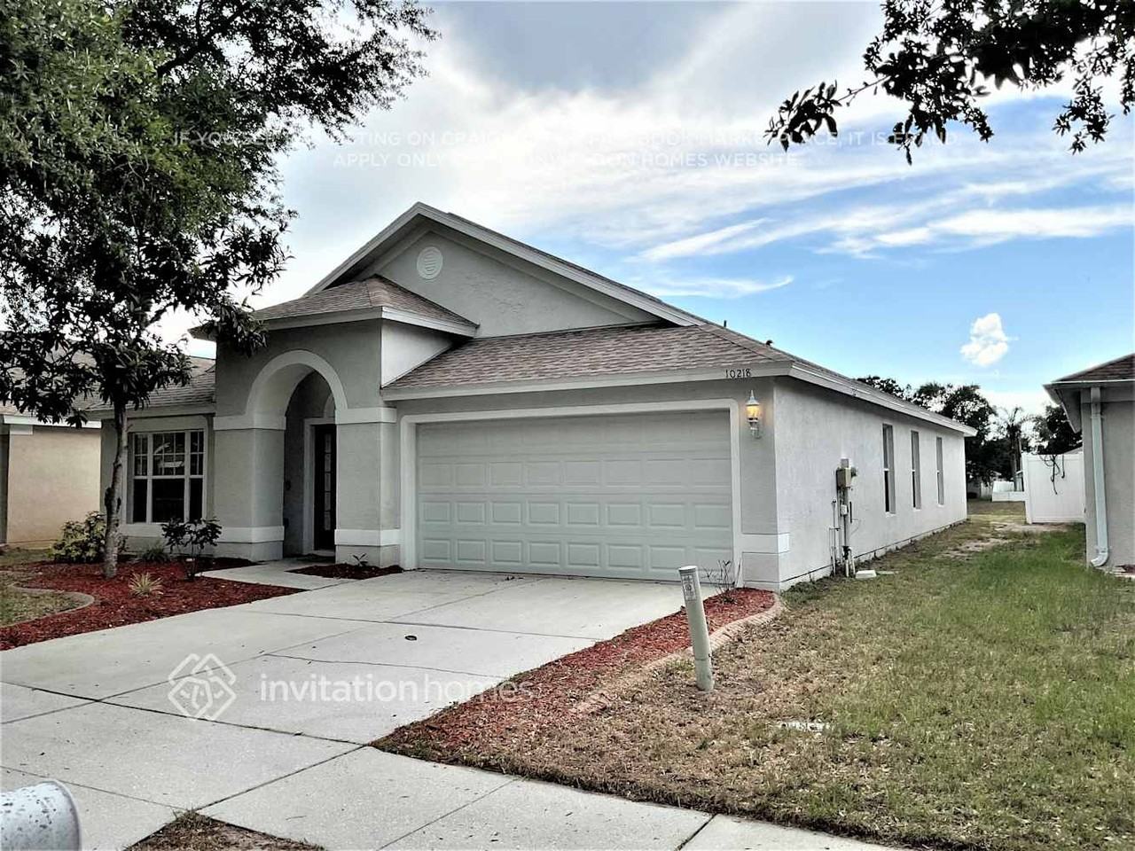 10218 Hunters Haven Blvd - Photo 2 of 20