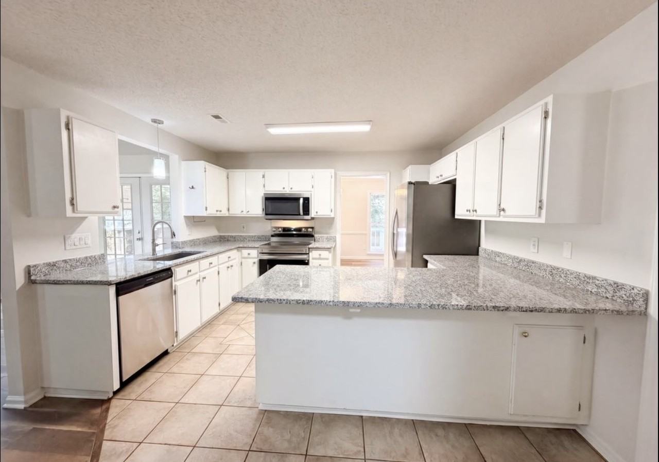 13628 Tynecastle Lane - Photo 3 of 7