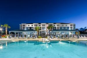 featured image of 918 Aventine Dr