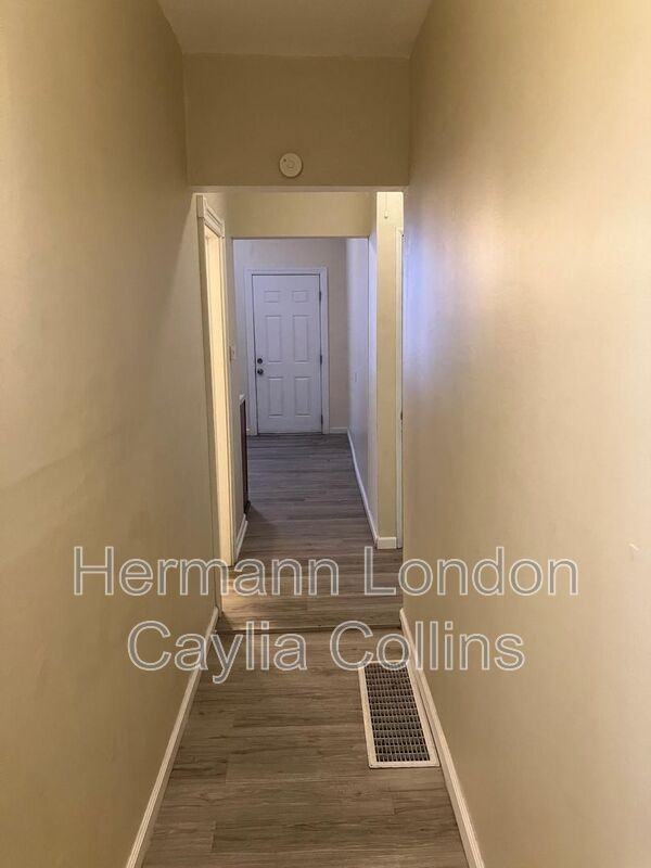 4920 Wise Ave #1F - Photo 3 of 14