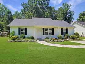 127 Old Petrie Rd - Photo 1 of 1